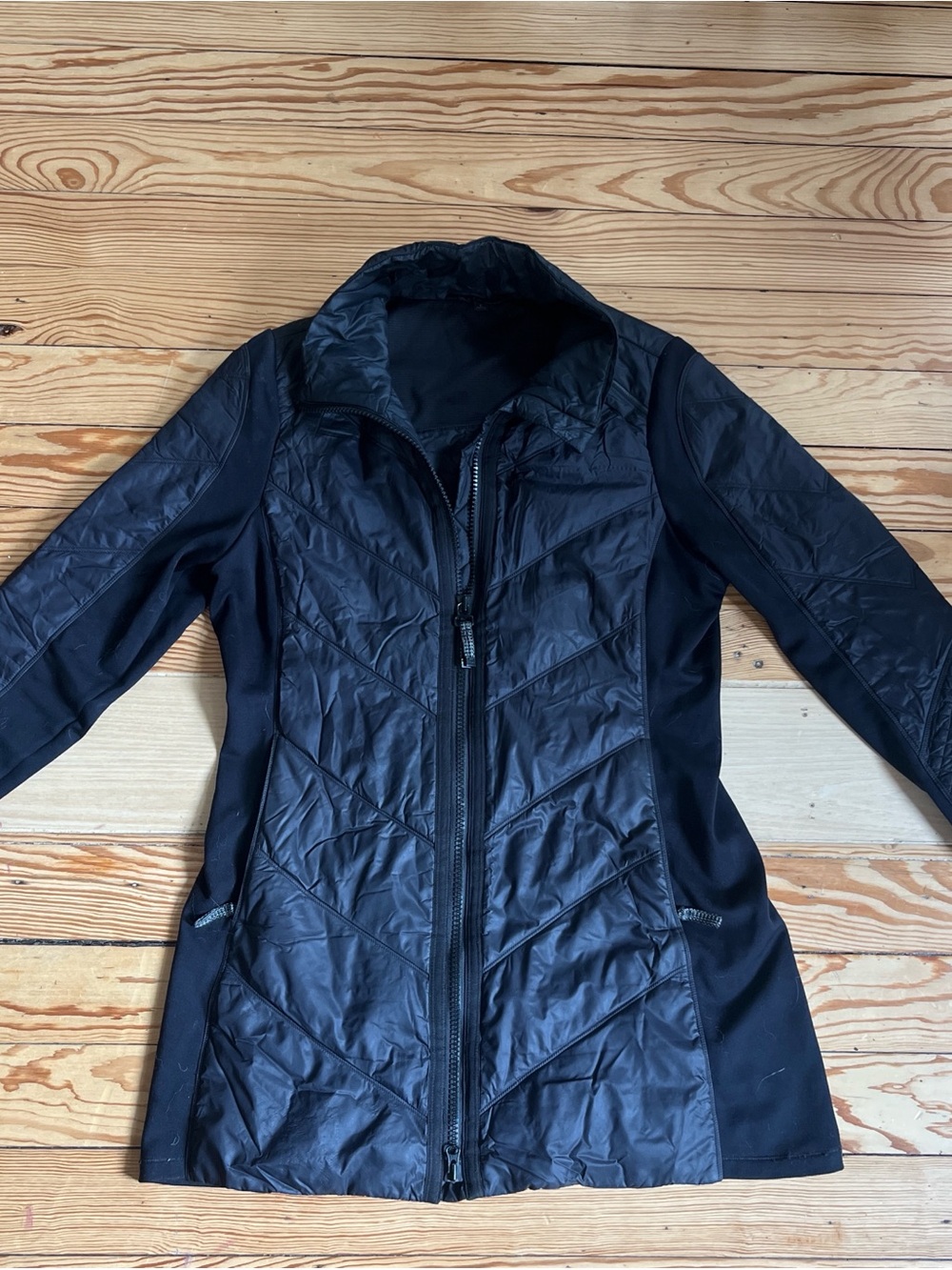 Athleta Black Quilted Hybrid Puffer Jacket
